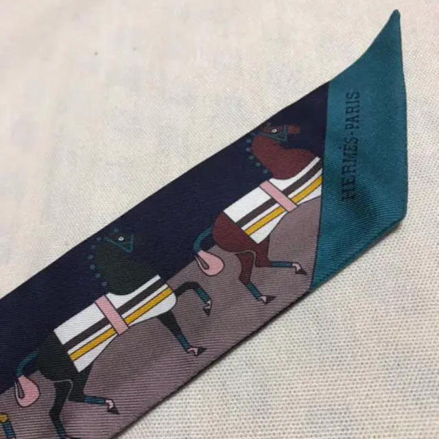 Hermes(エルメス)のロカバール ツイリー レディースのファッション小物(バンダナ/スカーフ)の商品写真