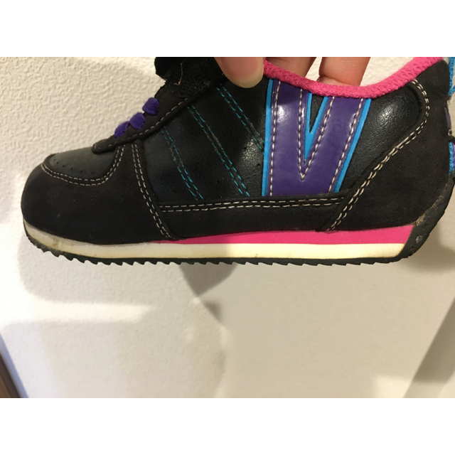 VANS(ヴァンズ)の専用子供靴バンズスニーカー17㎝ キッズ/ベビー/マタニティのキッズ靴/シューズ(15cm~)(スニーカー)の商品写真