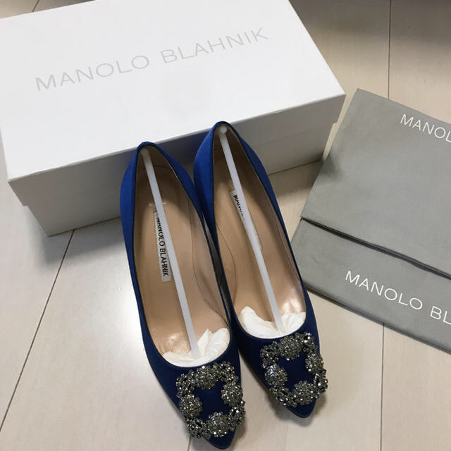 MANOLO BLAHNIK(マノロブラニク)のマノロブラニク MANOLO BLAHNIK 35.5 レディースの靴/シューズ(ハイヒール/パンプス)の商品写真