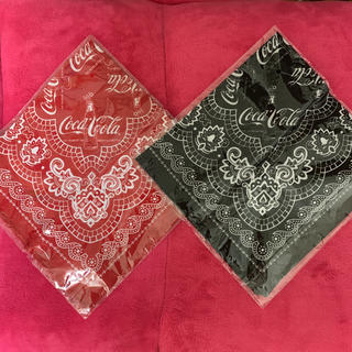 コカコーラ(コカ・コーラ)のコカコーラ 非売品 バンダナ 黒 赤(バンダナ/スカーフ)