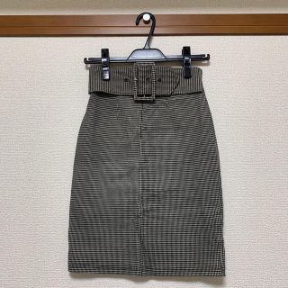 セシルマクビー(CECIL McBEE)のセシルマクビー 千鳥格子柄ブラウン×ブラックタイトスカート サイズS(ひざ丈スカート)