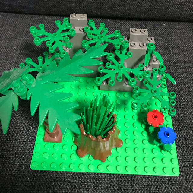Lego レゴ Lego 切株 ヤシの木 花 草 岩のセットの通販 By ちゃい S Shop レゴならラクマ Lego レゴ Lego 切株 ヤシの木 花 草 岩のセットの通販 By ちゃい S Shop レゴならラクマ