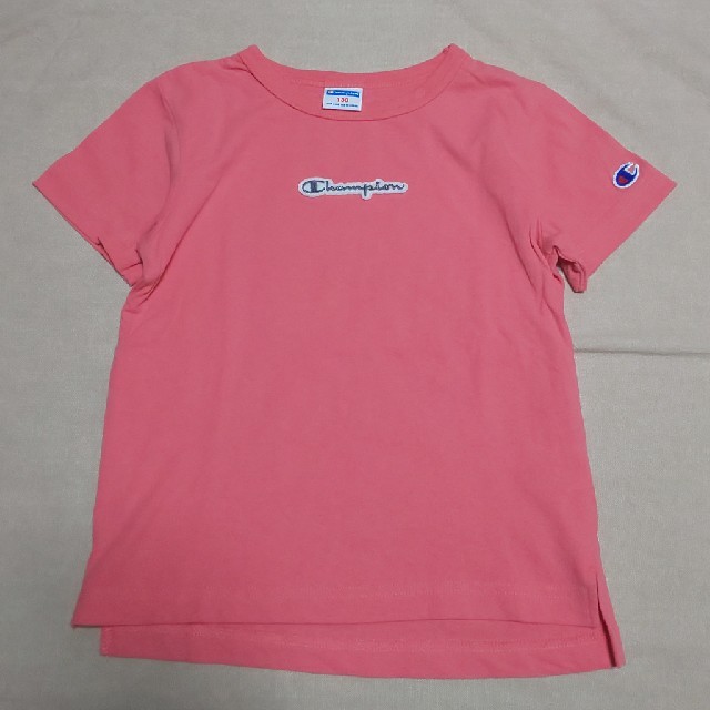 Champion(チャンピオン)の美品[Right-on/チャンピオン]130cm/Tシャツ キッズ/ベビー/マタニティのキッズ服女の子用(90cm~)(Tシャツ/カットソー)の商品写真