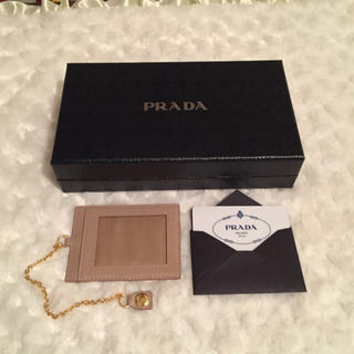 プラダ(PRADA)のPRADA パスケース 新品(名刺入れ/定期入れ)