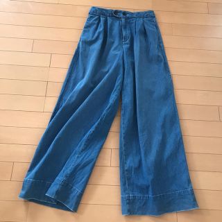 ギャップ(GAP)のGAP タック入りワイドデニムパンツ(デニム/ジーンズ)