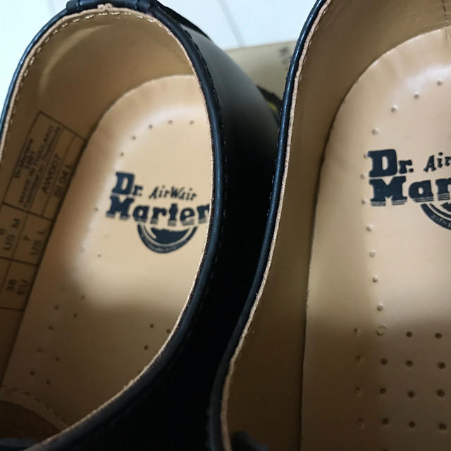 極美品】ドクターマーチン Dr.Martensの3ホールブーツ | www