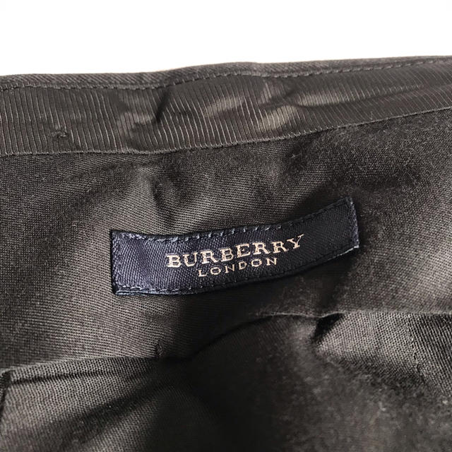 BURBERRY(バーバリー)の美品 バーバリー ウールスラックス チャコールグレー  黒 古着 ビンテージ メンズのパンツ(スラックス)の商品写真