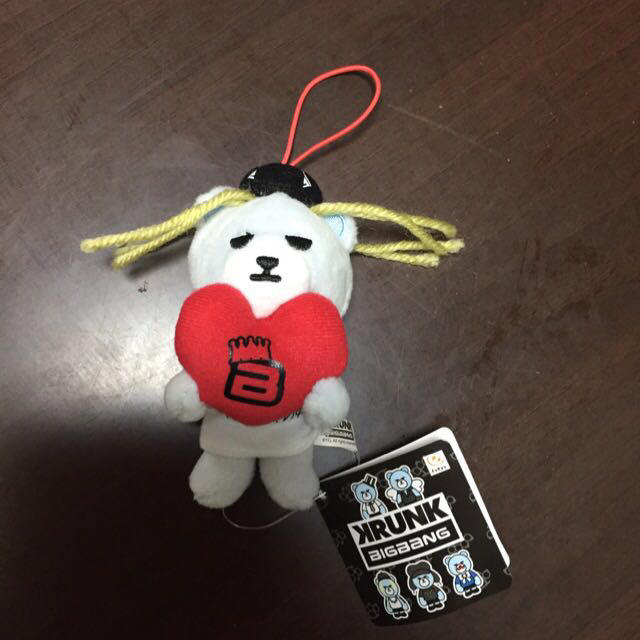 GD☆チャコ様専用  値下げ‼️BIGBANG☆ぬいぐるみ エンタメ/ホビーのタレントグッズ(アイドルグッズ)の商品写真