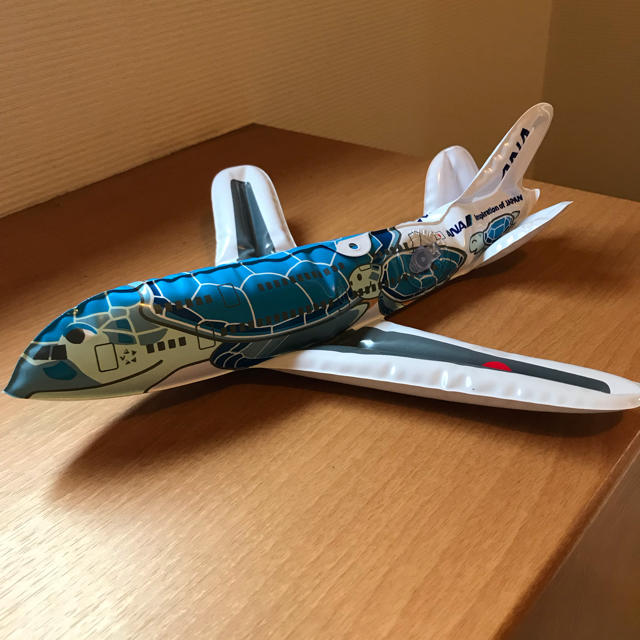 ANA(全日本空輸)(エーエヌエー(ゼンニッポンクウユ))のANA飛行機風船 A380 エンタメ/ホビーのおもちゃ/ぬいぐるみ(模型/プラモデル)の商品写真