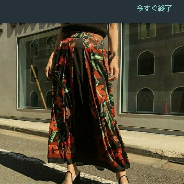 Ameri VINTAGE(アメリヴィンテージ)のSCARF FLARE SKIRT アメリヴィンテージ レディースのスカート(ロングスカート)の商品写真