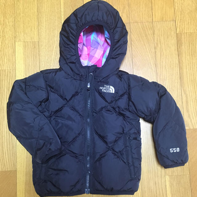 THE NORTH FACE(ザノースフェイス)の【お値下げ】ノースフェイス ダウンジャケット 90cm キッズ/ベビー/マタニティのキッズ服女の子用(90cm~)(ジャケット/上着)の商品写真