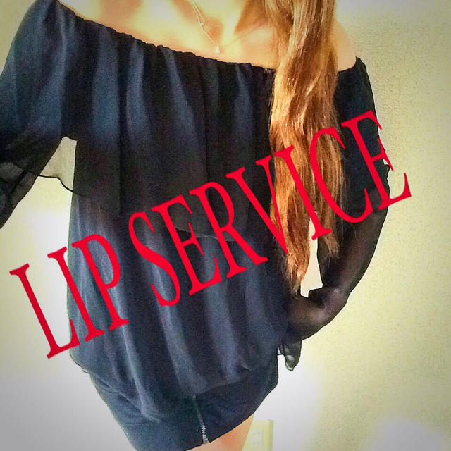 LIP SERVICE(リップサービス)のオフショルフレアトップス♡ レディースのトップス(カットソー(長袖/七分))の商品写真