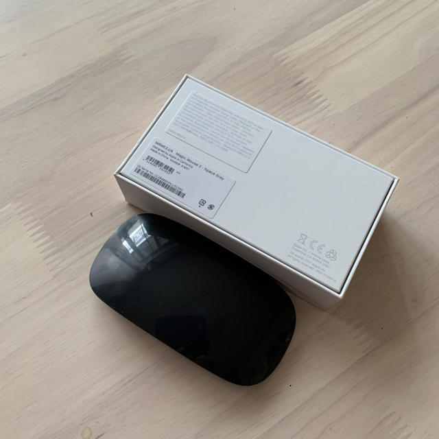 Mac (Apple)(マック)のMagic Mouse 2(Space Gray) スマホ/家電/カメラのPC/タブレット(PC周辺機器)の商品写真