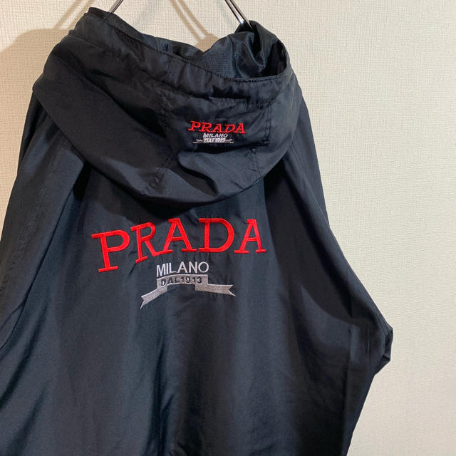 PRADA - prada ナイロン セットアップ 上下セット デカロゴ PRADA - prada ナイロン セットアップ 上下セット デカロゴ