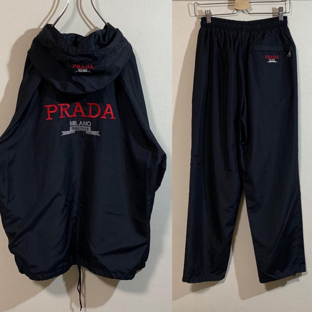 PRADA - prada ナイロン セットアップ 上下セット デカロゴ PRADA - prada ナイロン セットアップ 上下セット デカロゴ