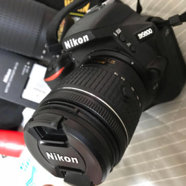 カメラNikon D5600 ダブルズームキット