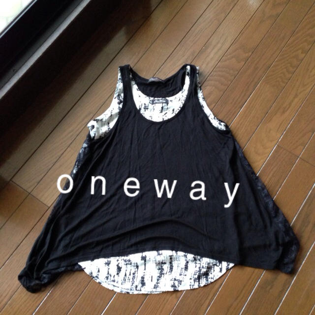 one*way(ワンウェイ)のoneway トップス 美品 レディースのトップス(タンクトップ)の商品写真