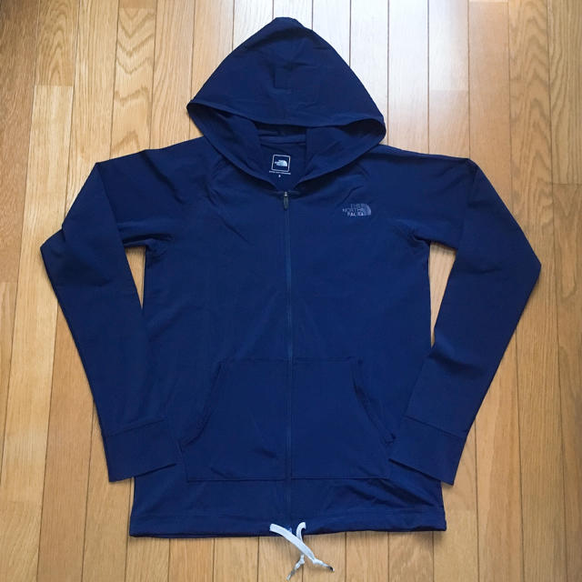 THE NORTH FACE(ザノースフェイス)のレディース◎ノースフェイス◎フード付きアウター レディースのトップス(パーカー)の商品写真