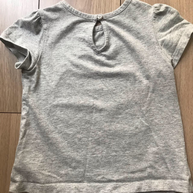 babyGAP(ベビーギャップ)の【GW限定値下げ】美品！GAPキッズTシャツ18〜24months(大体90) キッズ/ベビー/マタニティのキッズ服女の子用(90cm~)(Tシャツ/カットソー)の商品写真