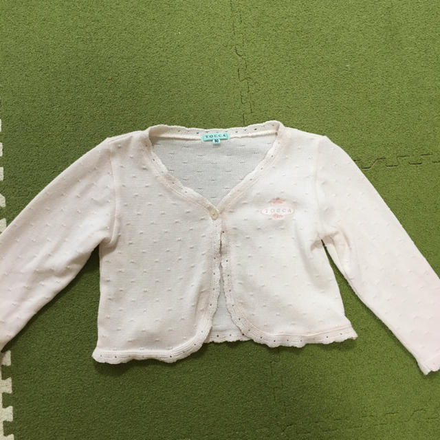 TOCCA(トッカ)のtocca ボレロ  90 美品 ピンク カーディガン キッズ/ベビー/マタニティのキッズ服女の子用(90cm~)(カーディガン)の商品写真