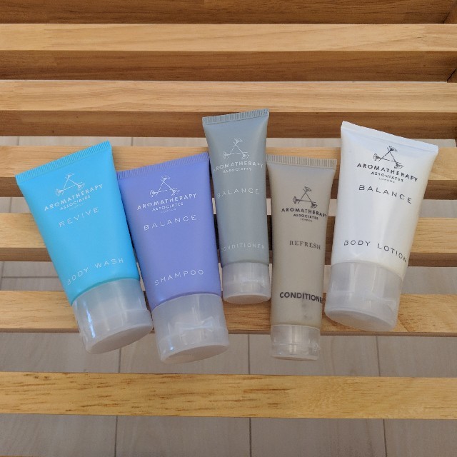 AROMATHERAPY ASSOCIATES(アロマセラピーアソシエイツ)のAROMATHERAPY ASSOCIATESアメニティセット コスメ/美容のキット/セット(サンプル/トライアルキット)の商品写真