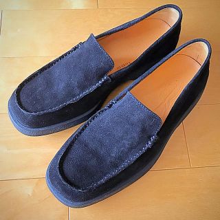 トッズ(TOD'S)の極美品 トッズ TOD'S スエード 厚底 スリッポン 黒 26センチ(スリッポン/モカシン)