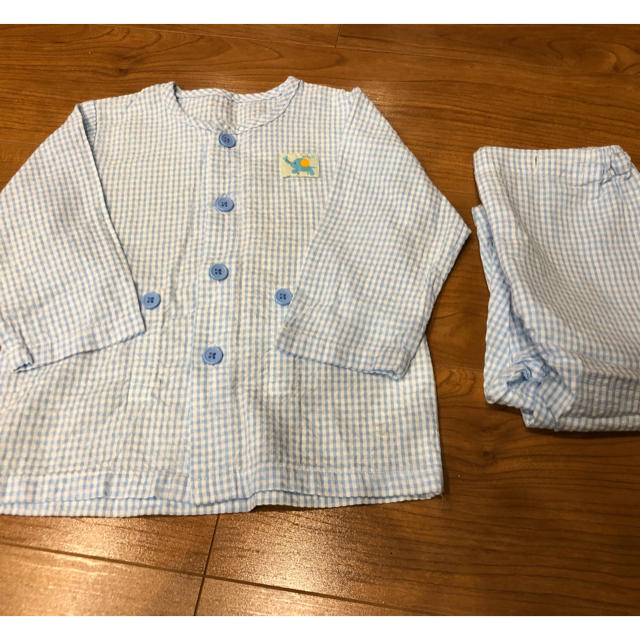 西松屋(ニシマツヤ)の西松屋 薄手 前開きパジャマ 80cm キッズ/ベビー/マタニティのベビー服(~85cm)(パジャマ)の商品写真