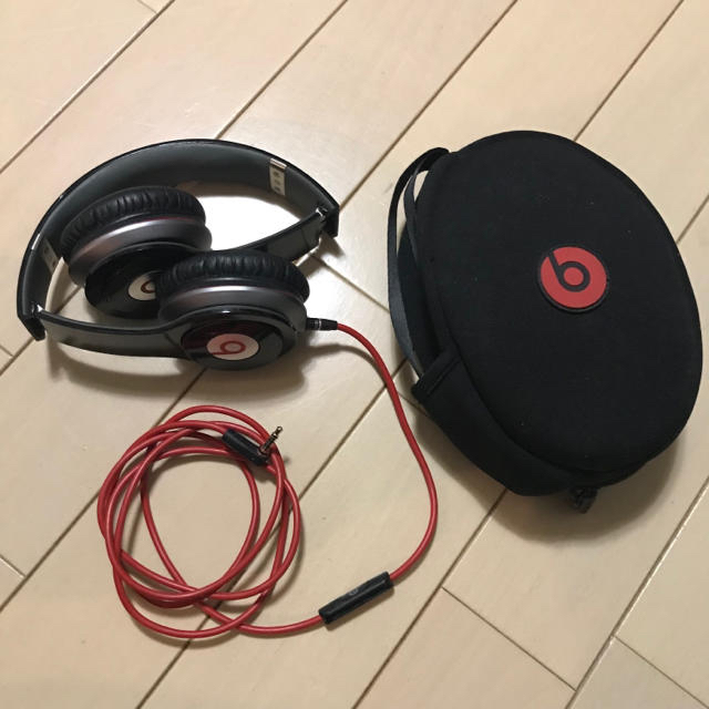 Beats by Dr Dre(ビーツバイドクタードレ)のbeats headphone solo HD  スマホ/家電/カメラのオーディオ機器(ヘッドフォン/イヤフォン)の商品写真