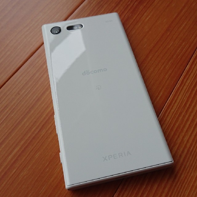 Xperia(エクスペリア)のdocomo so-02j Xperiaxcompact Xperia 本体 スマホ/家電/カメラのスマートフォン/携帯電話(スマートフォン本体)の商品写真