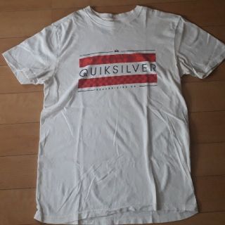 クイックシルバー(QUIKSILVER)の【良好】【輸入古着】　ビッグロゴ　QUIKSILVER Tシャツ(Tシャツ/カットソー(半袖/袖なし))