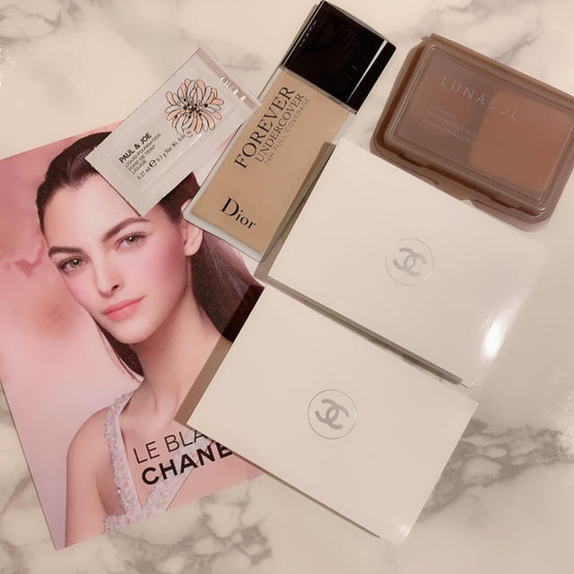 CHANEL(シャネル)のCHANEL Dior ルブラン ファンデ サンプルセット コスメ/美容のベースメイク/化粧品(ファンデーション)の商品写真