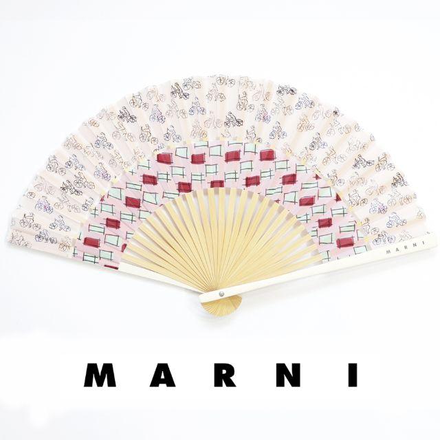 Marni(マルニ)の新品 マルニフラワーカフェ 扇子 シルク ケース ショッパー ピンク ボルドー レディースのファッション小物(その他)の商品写真