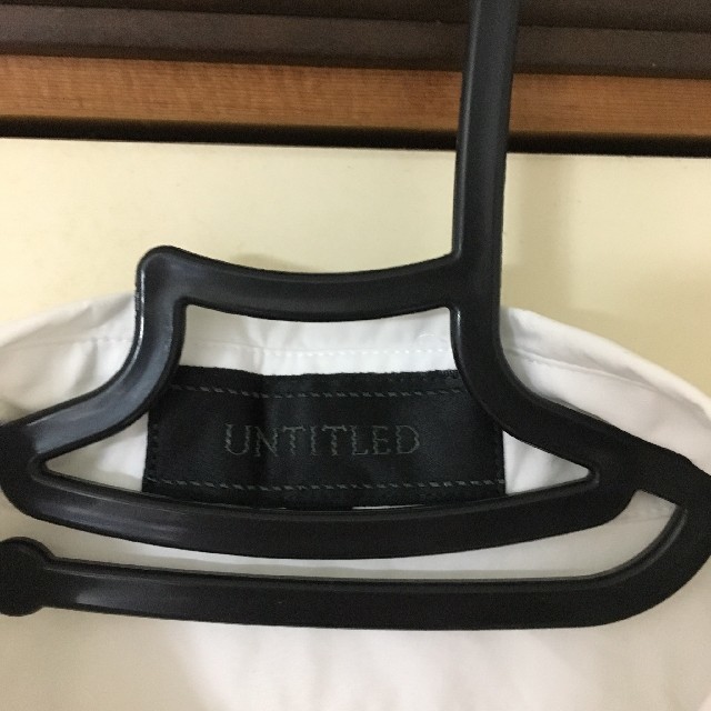 UNTITLED(アンタイトル)のUNTITLED　白ブラウス　サイズ2 レディースのトップス(シャツ/ブラウス(長袖/七分))の商品写真