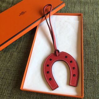 エルメス(Hermes)のSara様 ご専用🍅エルメス パドック チャーム 馬蹄 幸運のお守り(チャーム)