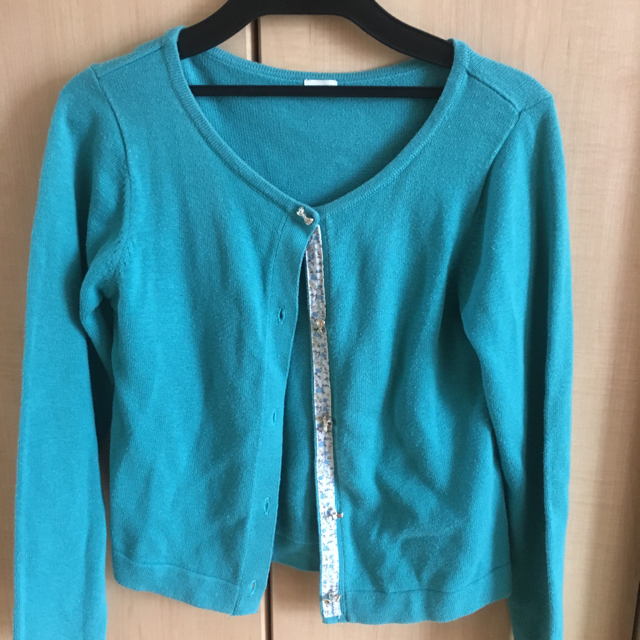 GU(ジーユー)の130 GU カーディガン キッズ/ベビー/マタニティのキッズ服女の子用(90cm~)(カーディガン)の商品写真