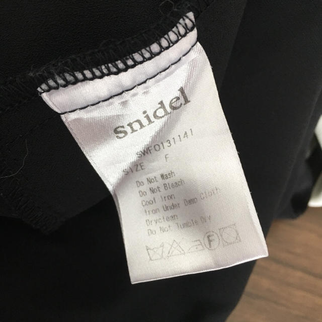 SNIDEL(スナイデル)のsnidel♡ウエストリボンロンパース レディースのパンツ(オールインワン)の商品写真