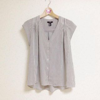 エイチアンドエム(H&M)の【お取り置き】ストライプブラウス(シャツ/ブラウス(半袖/袖なし))