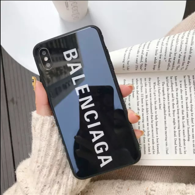 Balenciaga - 【翌日発送可能】iPhone ブラックケースの通販 by coco♡'s shop｜バレンシアガならラクマ