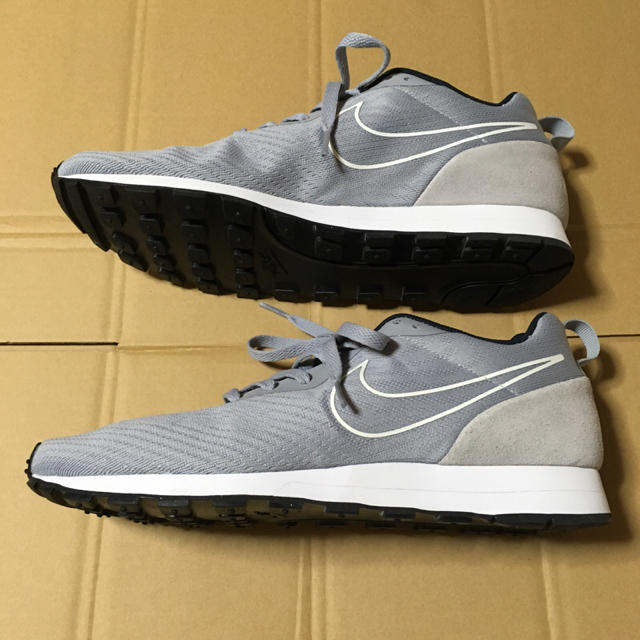 NIKE(ナイキ)のNIKE ナイキ MDランナー2 ENG MESH グレー サイズ28.0cm メンズの靴/シューズ(スニーカー)の商品写真