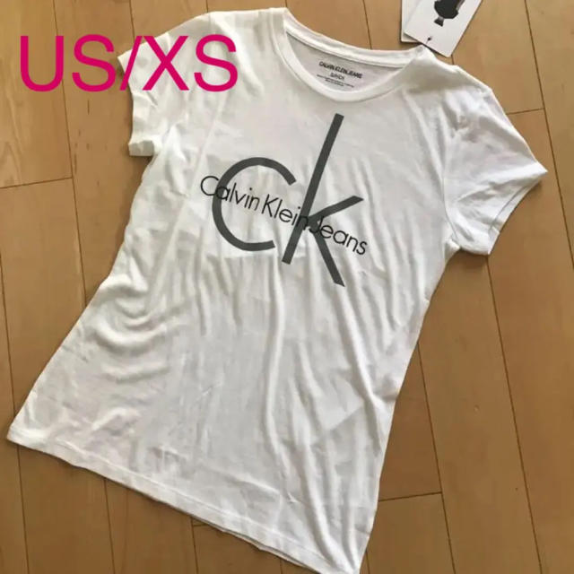 Calvin Klein(カルバンクライン)のカルバンクラインジーンズ Tシャツ 新品未使用 レディースのトップス(Tシャツ(半袖/袖なし))の商品写真