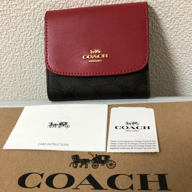 コーチ、三つ折り財布、新品未使用、一万円札入ります