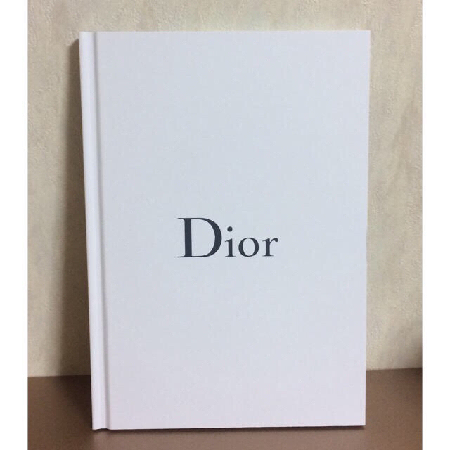 Dior(ディオール)のDior 会員特典冊子 コスメ/美容のコスメ/美容 その他(その他)の商品写真