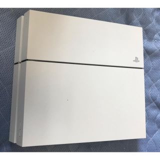 プレイステーション4(PlayStation4)のPS4本体  500GB ソフト同梱(家庭用ゲーム機本体)