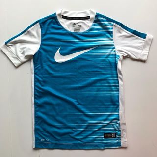 ナイキ(NIKE)の★NIKE★DRI-FIT Tシャツ XS 130cm ライトブルー ホワイト(Tシャツ/カットソー)