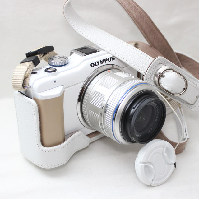 OLYMPUS(オリンパス)の❤️Wi-Fi❤️オリンパス PL1s ミラーレスカメラ スマホ/家電/カメラのカメラ(ミラーレス一眼)の商品写真