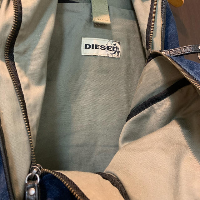 DIESEL(ディーゼル)の3358様専用 DIESEL デニム生地リュック レディースのバッグ(リュック/バックパック)の商品写真