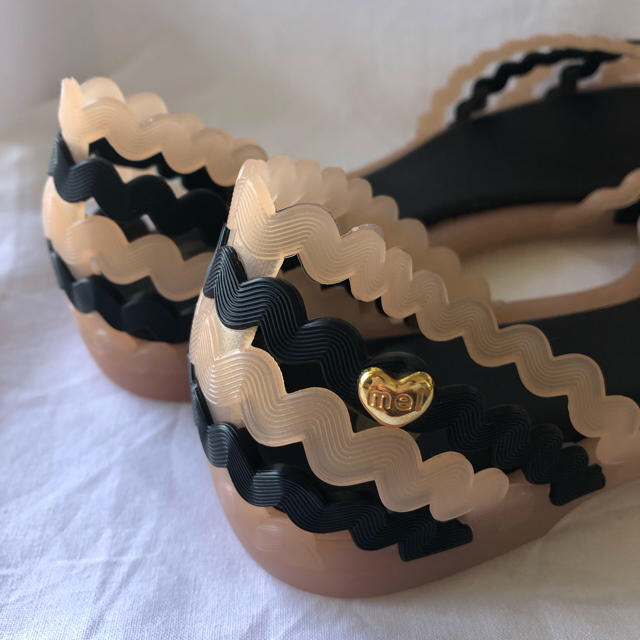 melissa(メリッサ)の新品✩︎⡱メリッサ mel ラバーシューズ 23.5cm レディースの靴/シューズ(サンダル)の商品写真