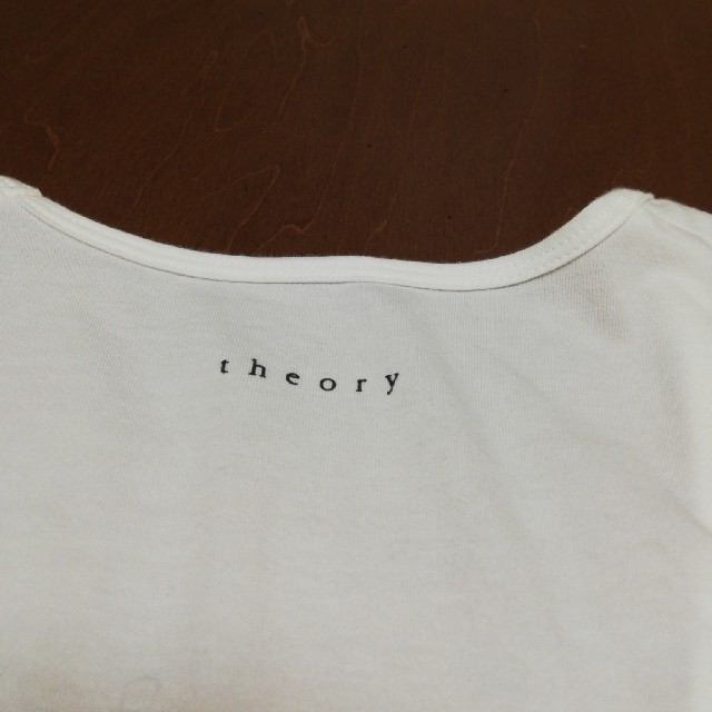 theory(セオリー)のセオリー白Tシャツ レディースのトップス(Tシャツ(半袖/袖なし))の商品写真