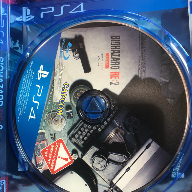 PlayStation4(プレイステーション4)の BIOHAZARD RE:2 Z Version エンタメ/ホビーのゲームソフト/ゲーム機本体(家庭用ゲームソフト)の商品写真