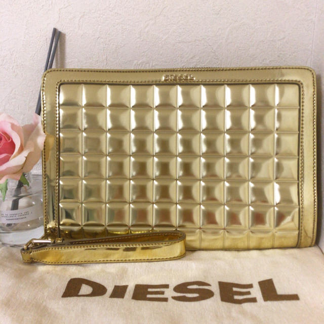 ディーゼルDIESELクラッチバッグ➕ヴェレダクーム➕アイブレラ サングラス 合計３点